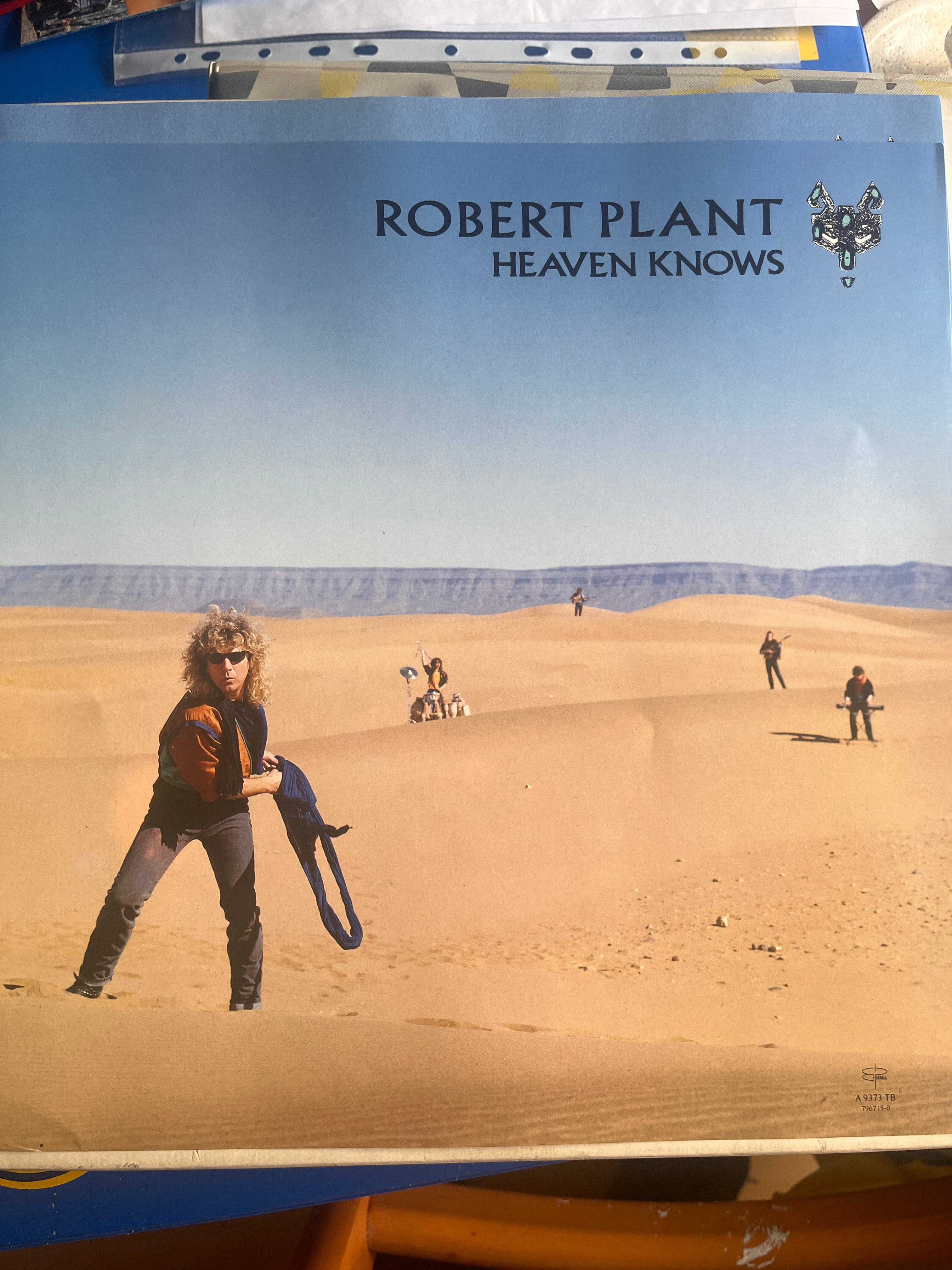 Rober Plant: Heaven Knows Maxi single 12" box with poster and non album tracks